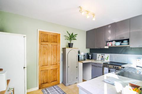 2 bedroom terraced house for sale - Kingfisher Close,  Farnborough , GU14
