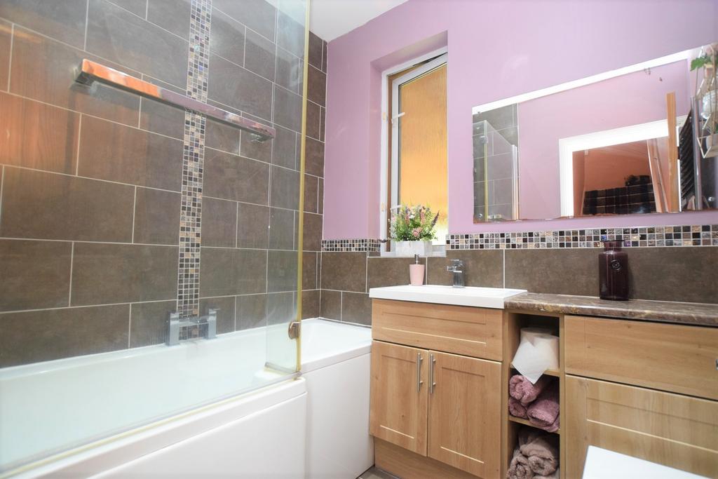23 Cairnkinna Crescent, Thornhill, DG3 5 NR - Griev