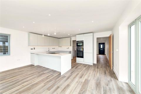 4 bedroom detached house to rent, Tebbit's Way, Comberton, Cambridge, Cambridgeshire
