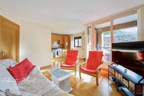 2 bedroom flat for sale, Portland Square, London, E1W