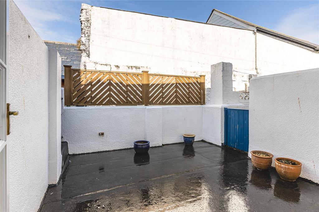 Courtyard Patio
