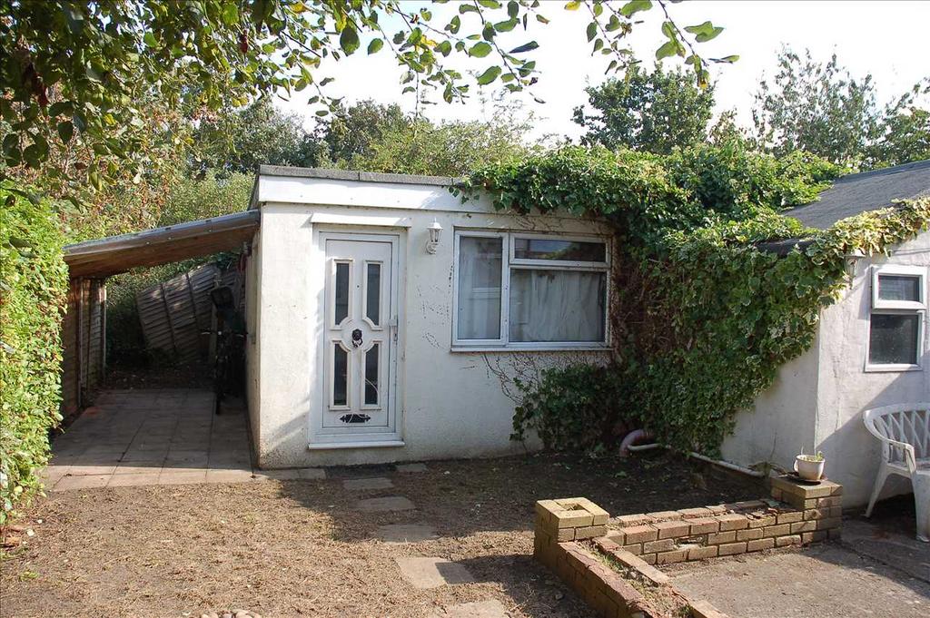 Widford Chase, Chelmsford 4 bed house for sale £325,000