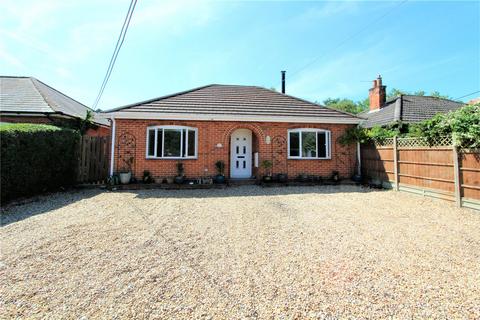 3 bedroom bungalow for sale, Winchester Road, Stroud, Petersfield, Hampshire, GU32