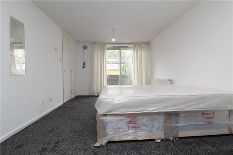 undefined, Hermes Walk, Northolt, UB5