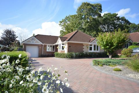 6 Airetons Close, Broadstone, BH18 8LF