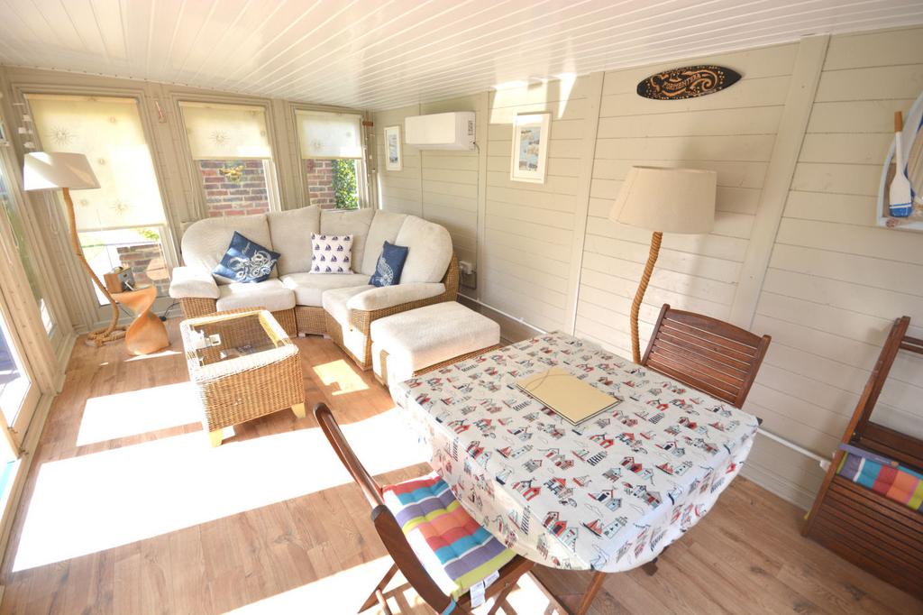 Summer house
