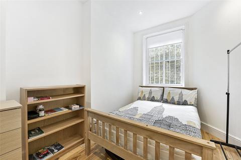 3 bedroom flat for sale, Elsynge Road Mansions, 21-23 Elsynge Road, London