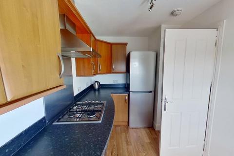 2 bedroom flat to rent, Parklands Oval, Crookston, GLASGOW, G53