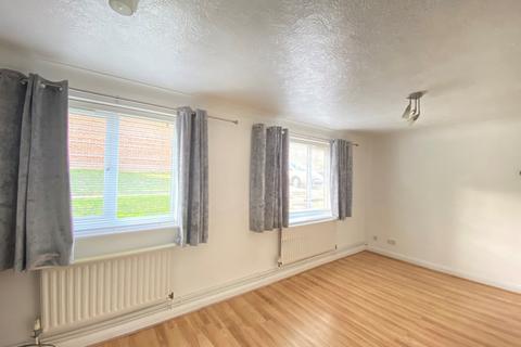 1 bedroom flat to rent - Western Road Maidstone ME16