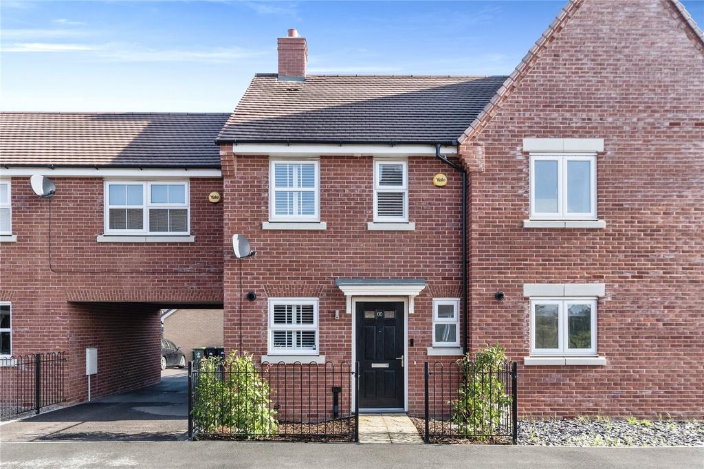 Tavener Drive, Biggleswade... 2 bed terraced house £300,000