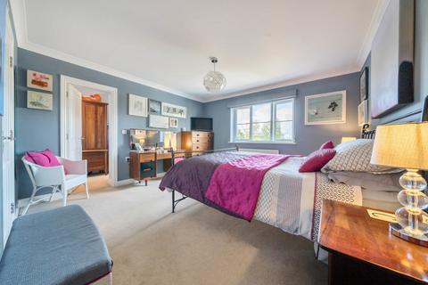 5 bedroom detached house for sale, High Street, Shirrell Heath, Southampton, Hampshire, SO32