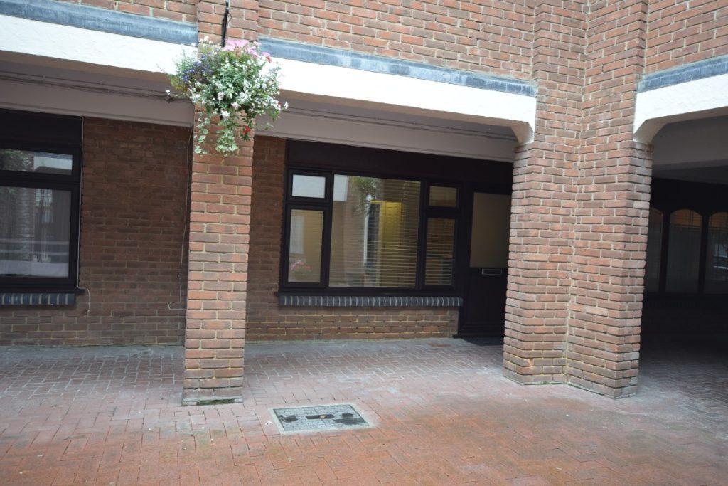 Lower Street, Stansted Mountfitchet CM24 1 bed flat £850 pcm (£196 pw)