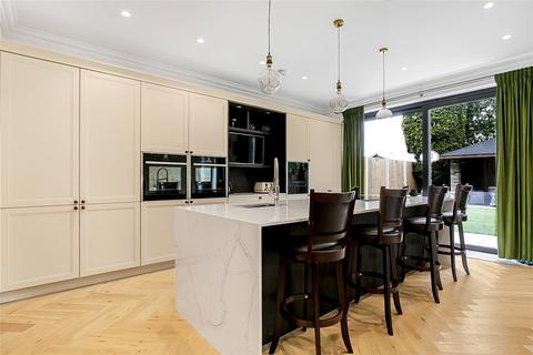 57 Athenaeum Road, London, N20 9AL