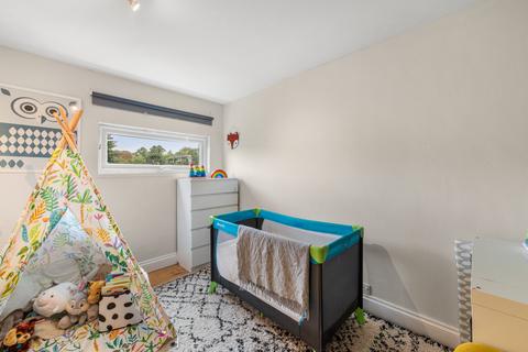 47 Allingham Close, London, W7 1NB