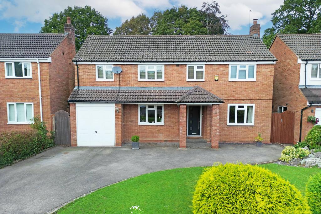 Rodborough Road, Dorridge, B93 5 bed detached house for sale £1,250,000