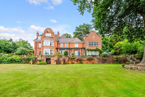 3 bedroom apartment for sale - Stoneswood Road, Oxted RH8