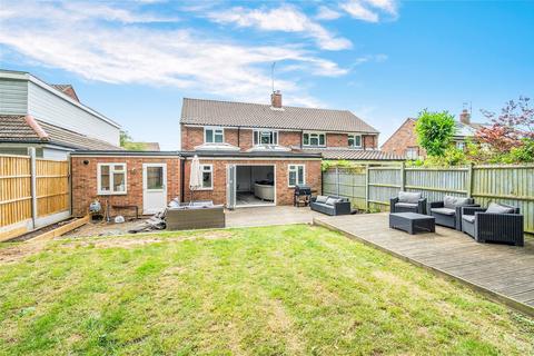3 bedroom semi-detached house for sale - Chestnut Copse, Oxted RH8