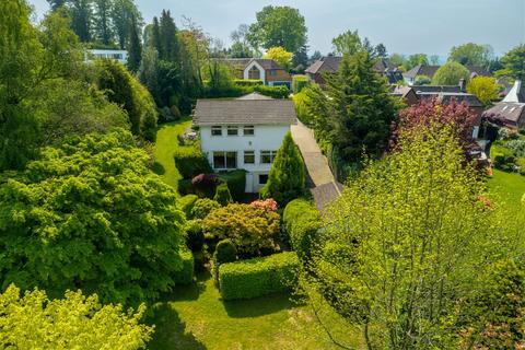 5 bedroom detached house for sale, Quarry Road, Oxted RH8