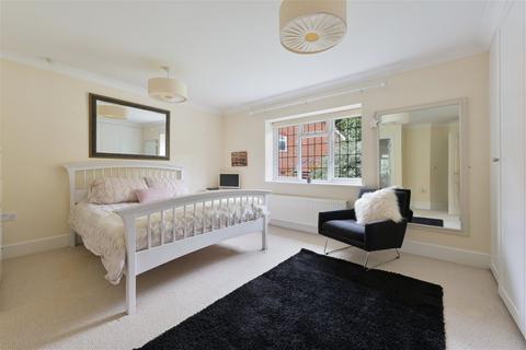 5 bedroom detached house for sale - Rockfield Road, Oxted RH8