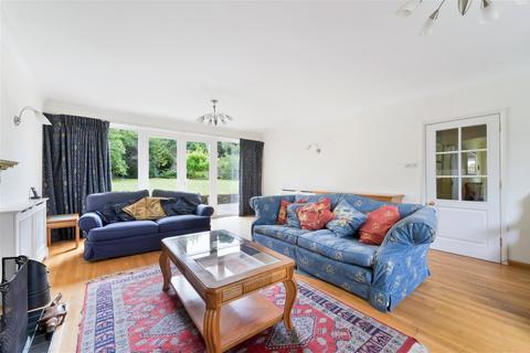 6 bedroom detached house for sale - Park Road, Oxted RH8