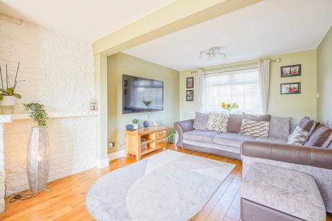 41 Brizewood, Carterton, OX18 1DF