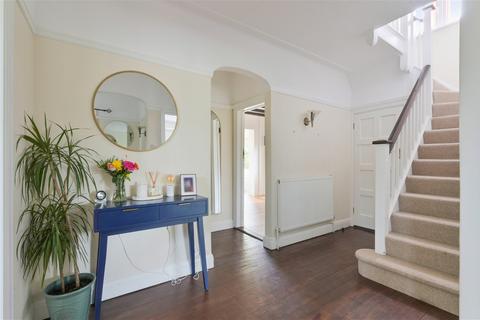9 Bushetts Grove, Merstham, Redhill, RH1 3DX
