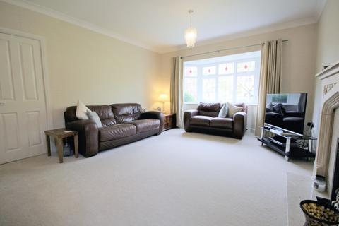 5 Bickley Close, Northwich, CW9 8TJ