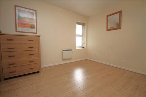 1 bedroom apartment for sale - Douglas Road, Stanwell, Staines-upon-Thames, Surrey, TW19