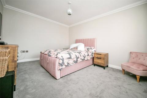 Sunnyside Coolyne Way, Clacton-on-sea, CO15 4NJ