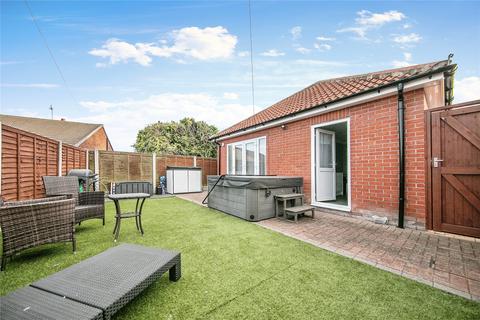 Sunnyside Coolyne Way, Clacton-on-sea, CO15 4NJ