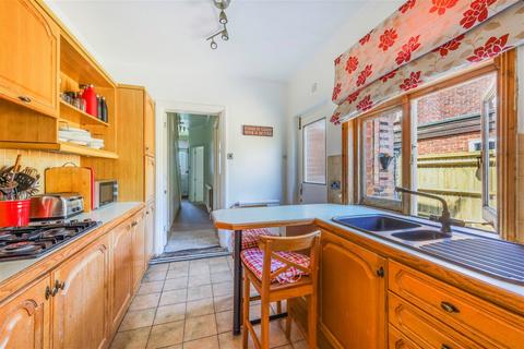3 Nunappleton Way, Oxted, RH8 9AW