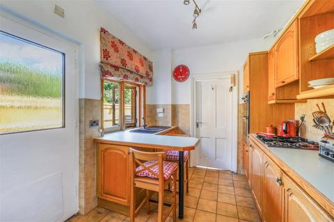 3 Nunappleton Way, Oxted, RH8 9AW
