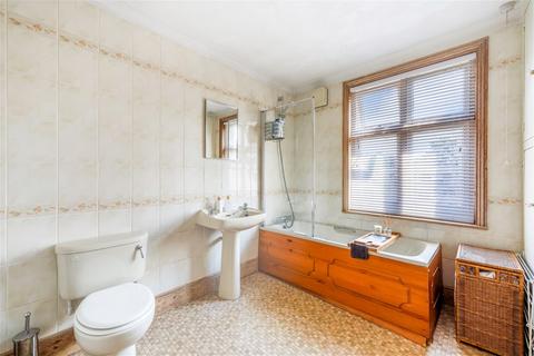3 Nunappleton Way, Oxted, RH8 9AW