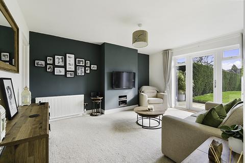38 Hickmans Close, Godstone, RH9 8EB
