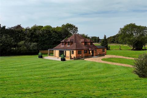 Courtlands Lodge Park Road, Banstead, SM7 3EF