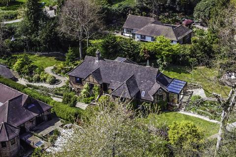 32 Dome Hill Peak, Caterham, CR3 6EH