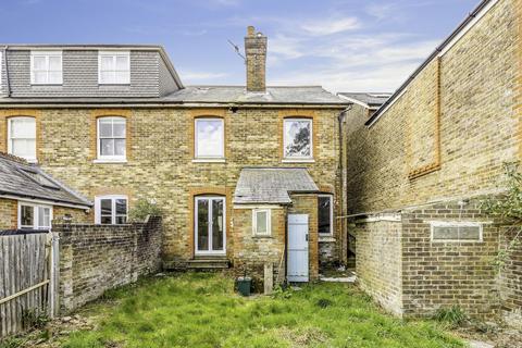 27 Blackborough Road, Reigate, RH2 7BS