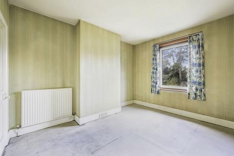 27 Blackborough Road, Reigate, RH2 7BS