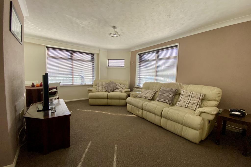 Brook Street, Polegate, East Sussex... 1 bed flat for sale £165,000