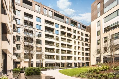 2 bedroom penthouse to rent - Rathbone Place, London, W1T