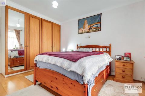 14 Perkin Close, Wembley, HA0 2LY