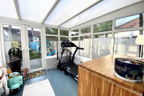 24d Beaconsfield Road, Bexley, DA5 2AE