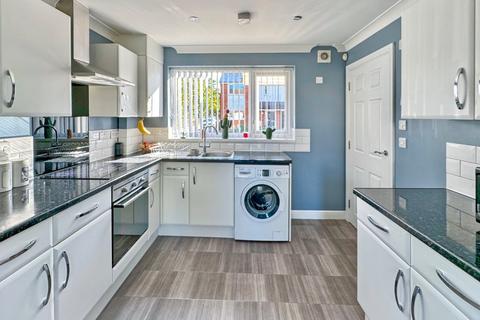 15 Epsom Close, Gravesend, DA12 5BF