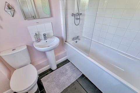 15 Epsom Close, Gravesend, DA12 5BF