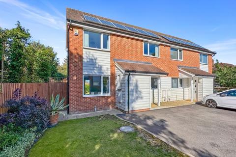 15 Epsom Close, Gravesend, DA12 5BF