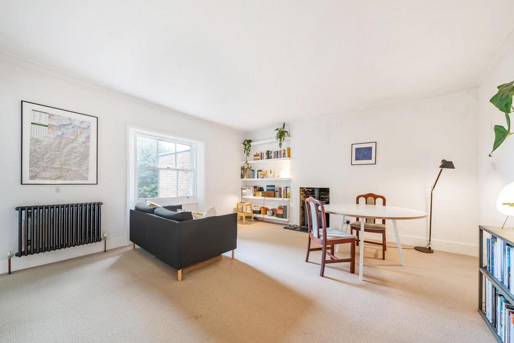 St. Johns Park, Blackheath 1 bed flat for sale £400,000