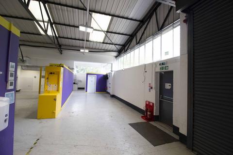 Industrial unit to rent, Unit 7, River Brent Business Park, Trumpers Way, Hanwell, W7 2QA