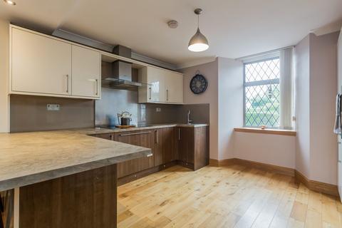 43 Calside, Paisley, PA2 6DE