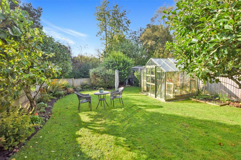The Ridgeway, Cronton, Widnes 4 bed semidetached house for sale £340,000