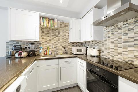 28 Brymay Close, London, E3 2SY